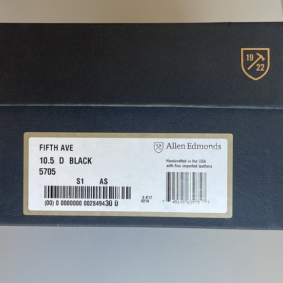 Allen Edmonds Fifth Avenue Black 10.5 D Excellent Condition